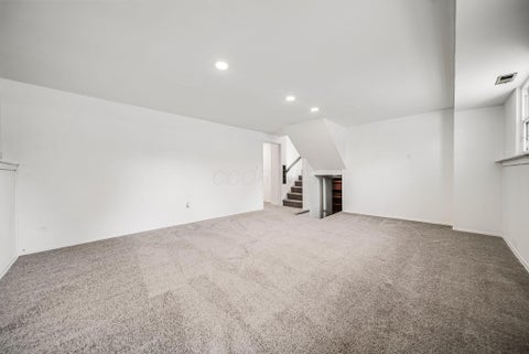 Tiny photo for 2850 Ravenswood Court, Columbus, OH 43232 (MLS # 226027763)