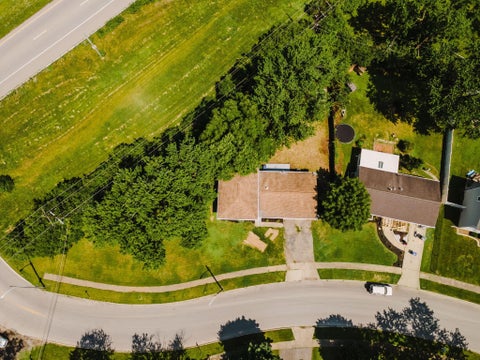 Tiny photo for 2850 Ravenswood Court, Columbus, OH 43232 (MLS # 226027763)