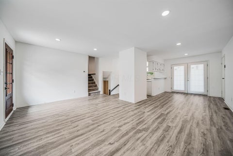 Tiny photo for 2850 Ravenswood Court, Columbus, OH 43232 (MLS # 226027763)