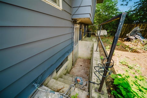 Tiny photo for 2850 Ravenswood Court, Columbus, OH 43232 (MLS # 226027763)