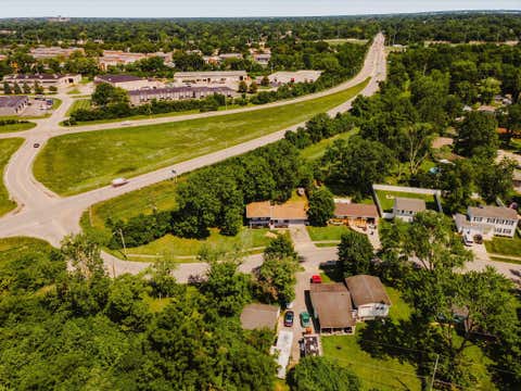 Tiny photo for 2850 Ravenswood Court, Columbus, OH 43232 (MLS # 226027763)