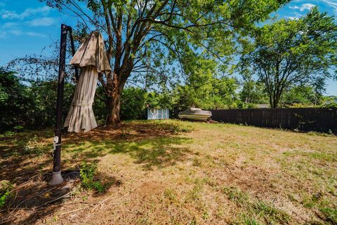 Tiny photo for 2850 Ravenswood Court, Columbus, OH 43232 (MLS # 226027763)