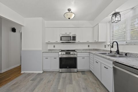 Tiny photo for 5137 Holbrook Drive, Columbus, OH 43232 (MLS # 225044984)