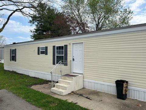 Photo of 2445 Columbus-Lancaster Road NW 409 #409, Lancaster, OH 43130 (MLS # 226011765)