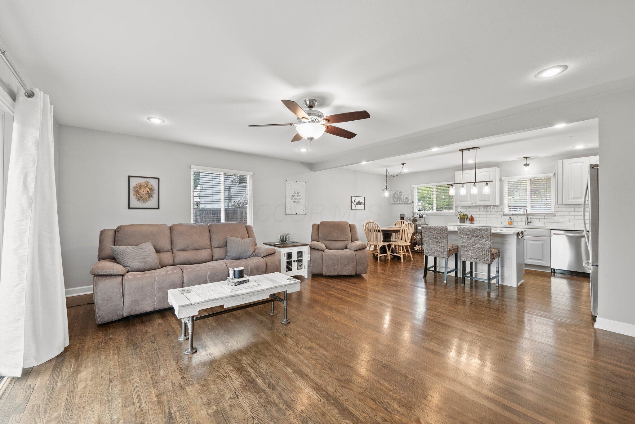 3544 Devin Road, Grove City, Ohio image 7