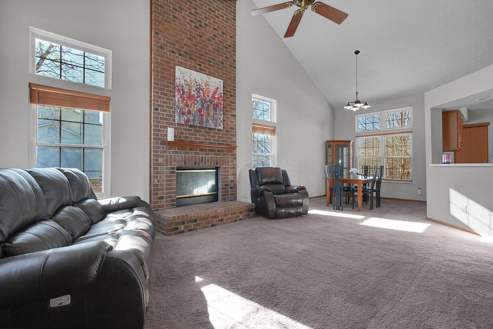 1699 Cottonwood Drive, Lewis Center, Ohio image 4