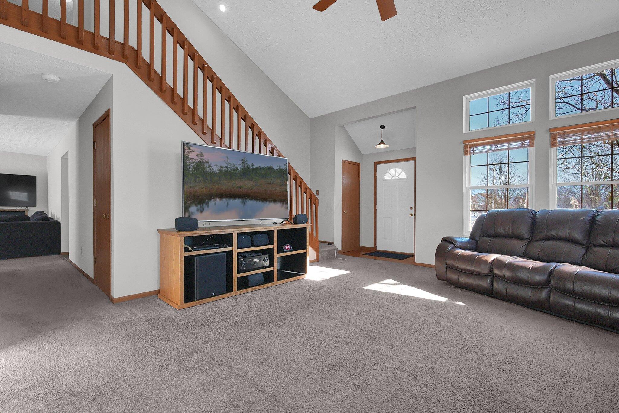 1699 Cottonwood Drive, Lewis Center, Ohio image 5