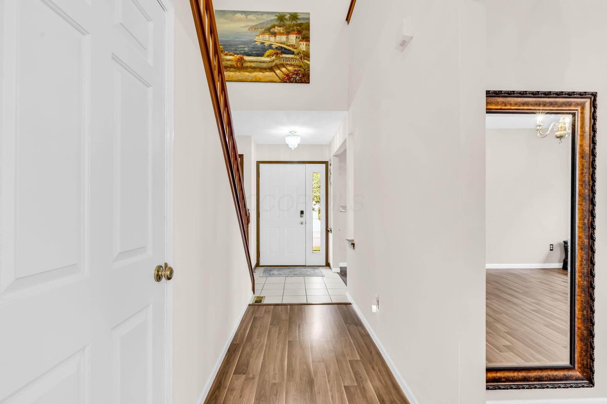 5556 Falco Drive, Westerville, Ohio image 10
