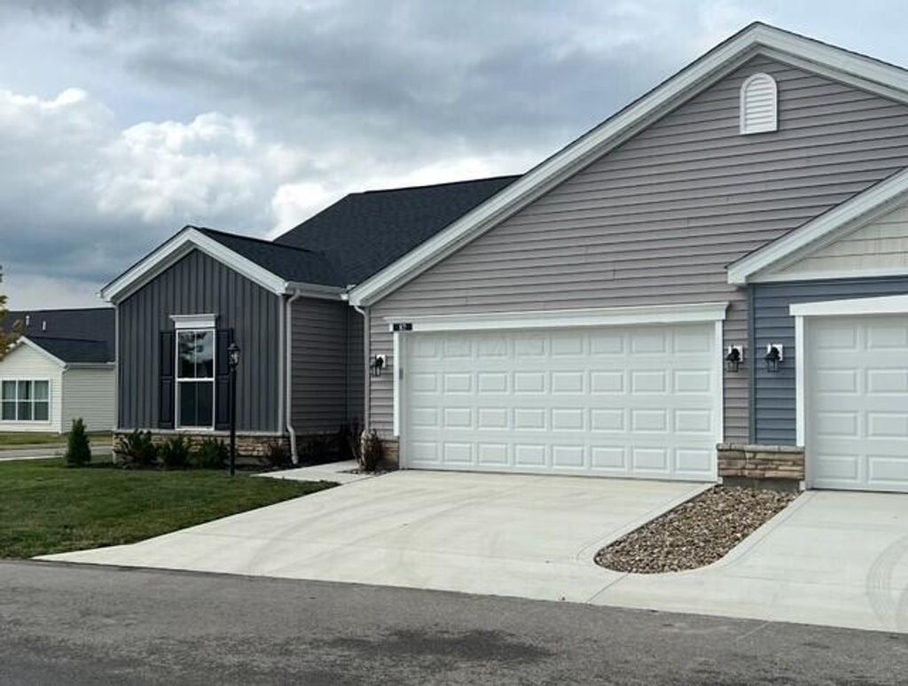 Photo of 118 Wellesley Drive, Delaware, OH 43015 (MLS # 226001566)