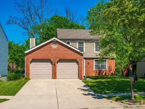 Homes For Sale - 4432 Village Park Drive<br/> Franklin County, Columbus, OH 43228