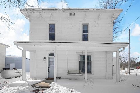 60 S Portland Street Chesterville OH 43317