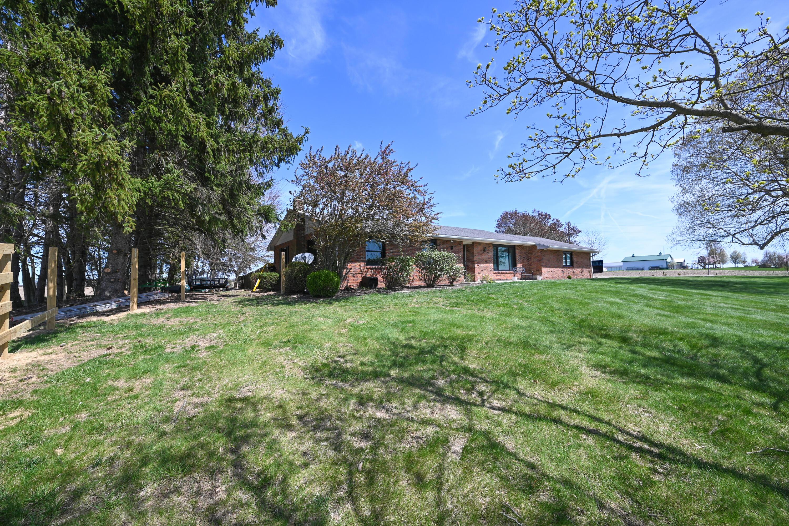 2494 Brokensword Road, Bucyrus, Ohio image 24