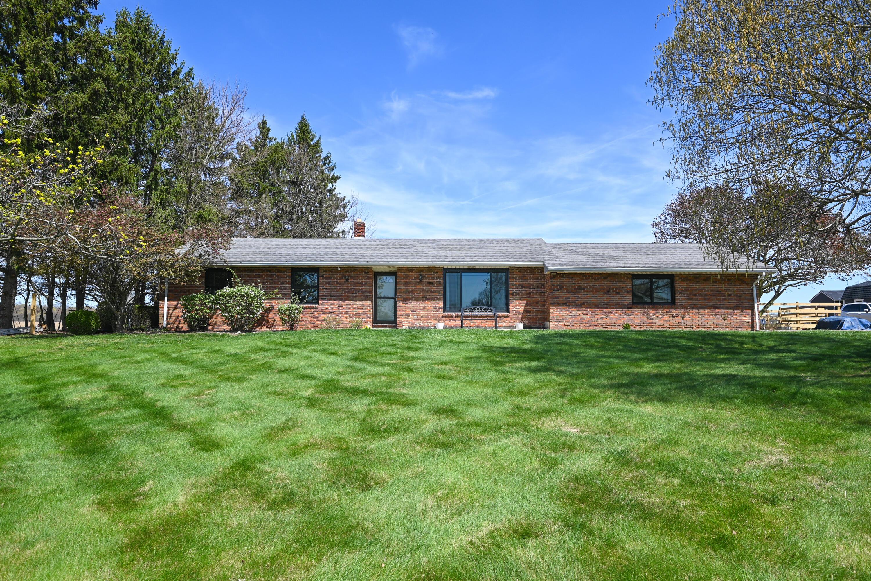 2494 Brokensword Road, Bucyrus, Ohio image 5