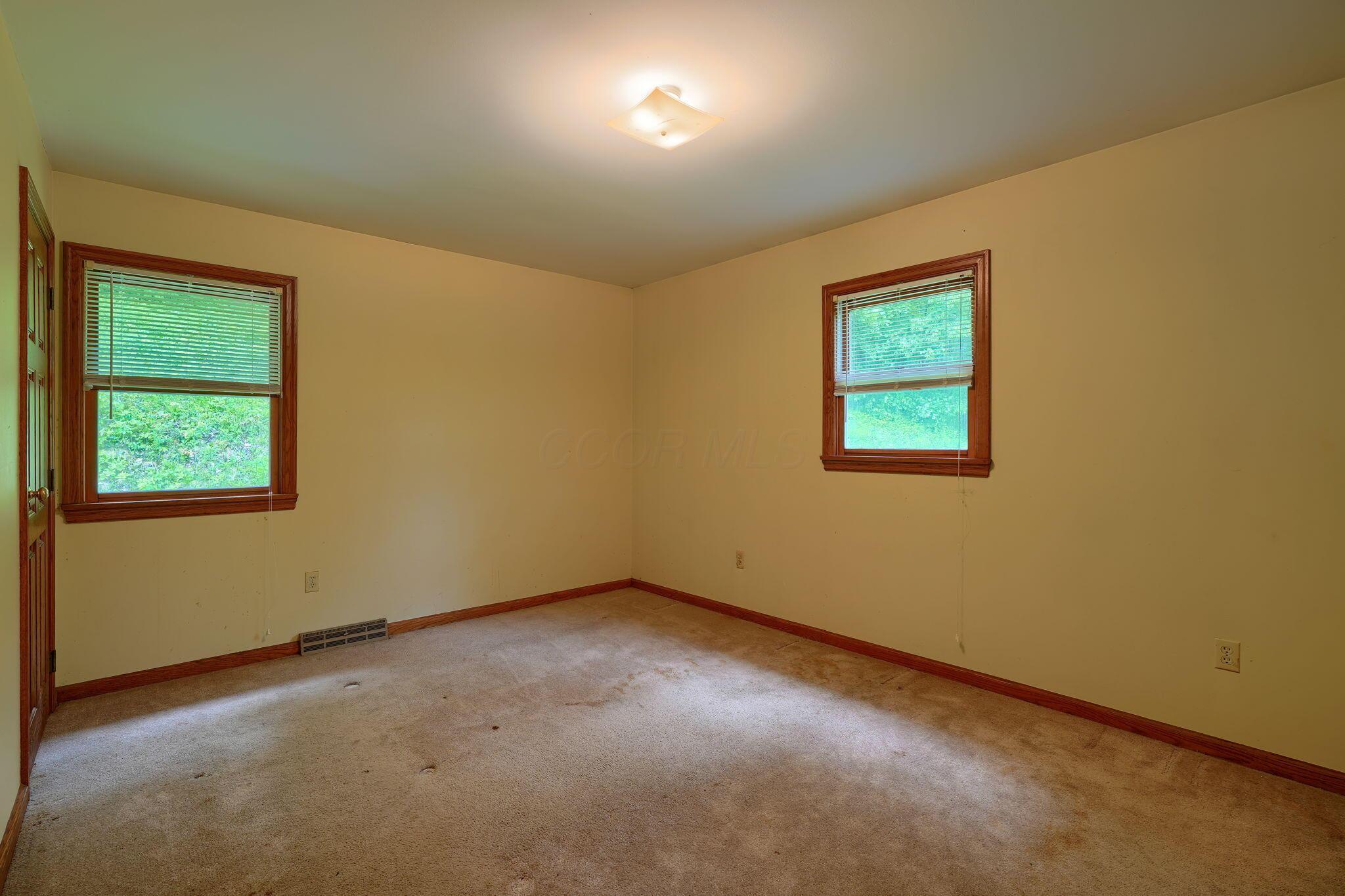 973-75 Umblebee Road, Beaver, Ohio image 14