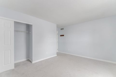 Tiny photo for 4690 Helmsbridge Court, Grove City, OH 43123 (MLS # 226024897)