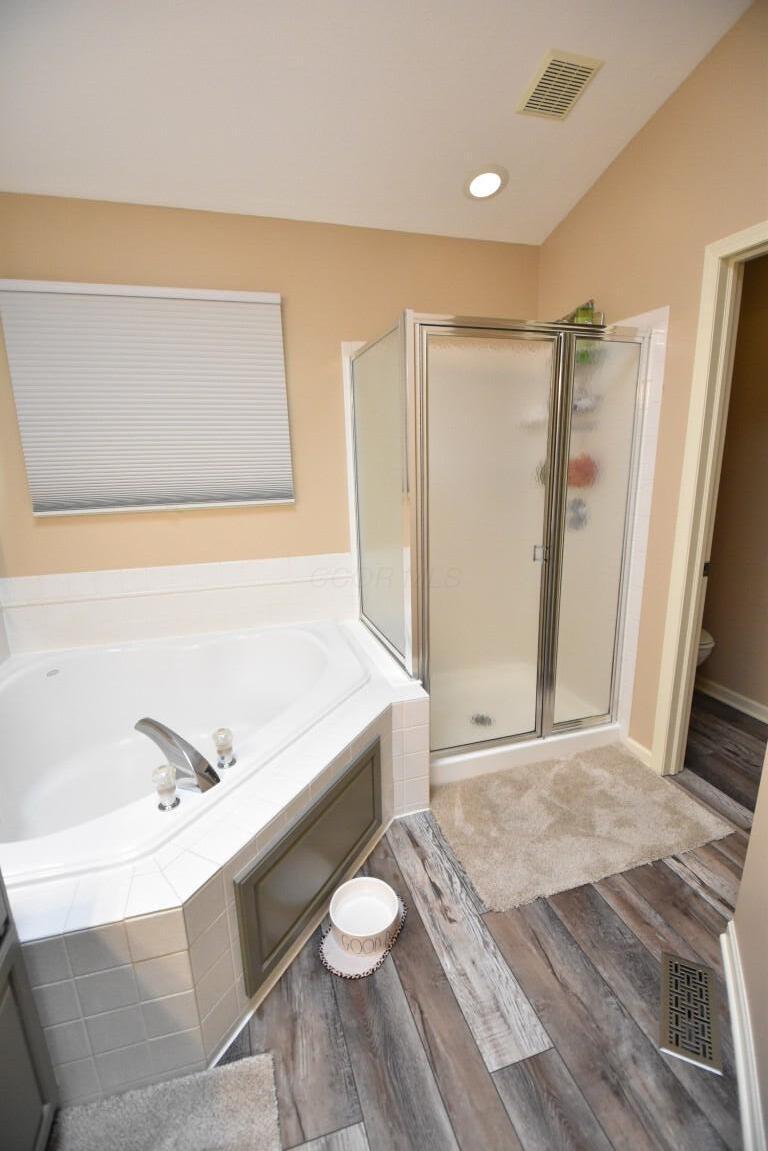3957 Kul Circle, Hilliard, Ohio image 32