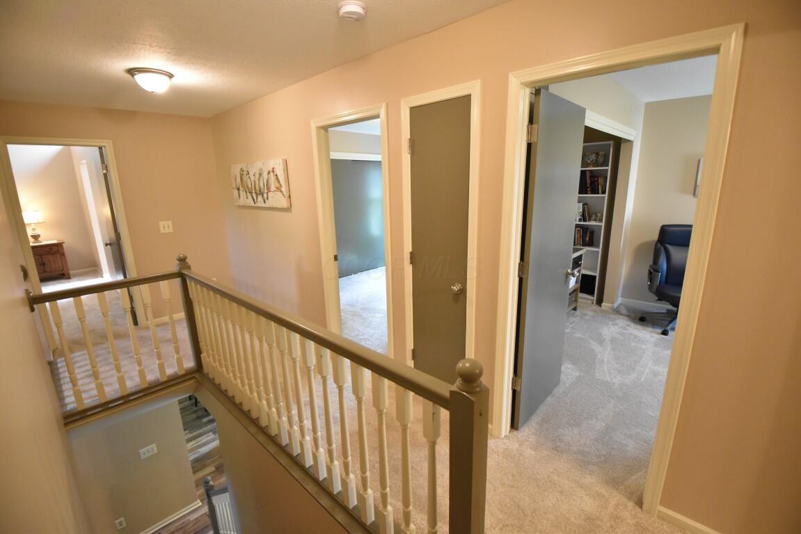 3957 Kul Circle, Hilliard, Ohio image 23