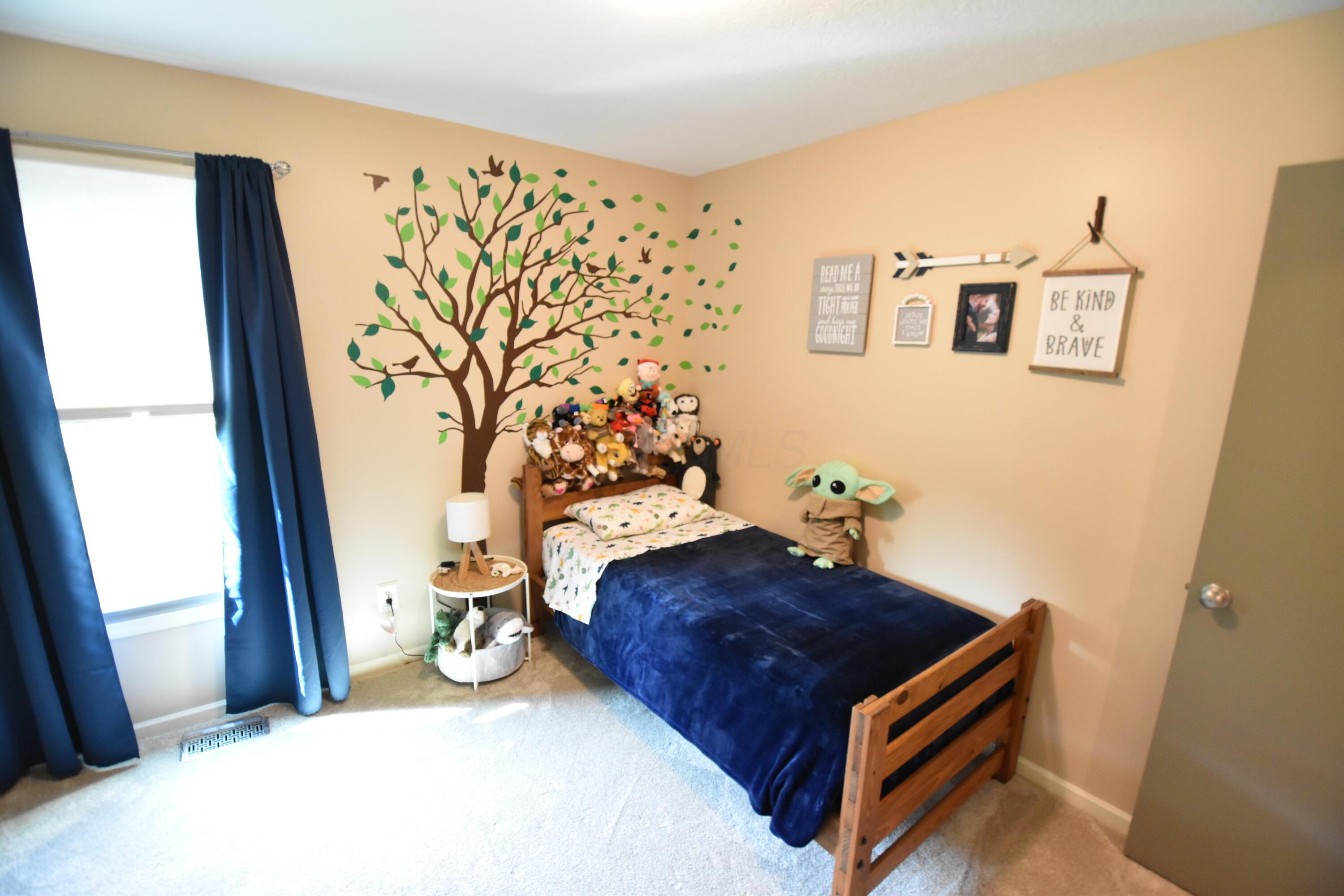3957 Kul Circle, Hilliard, Ohio image 37