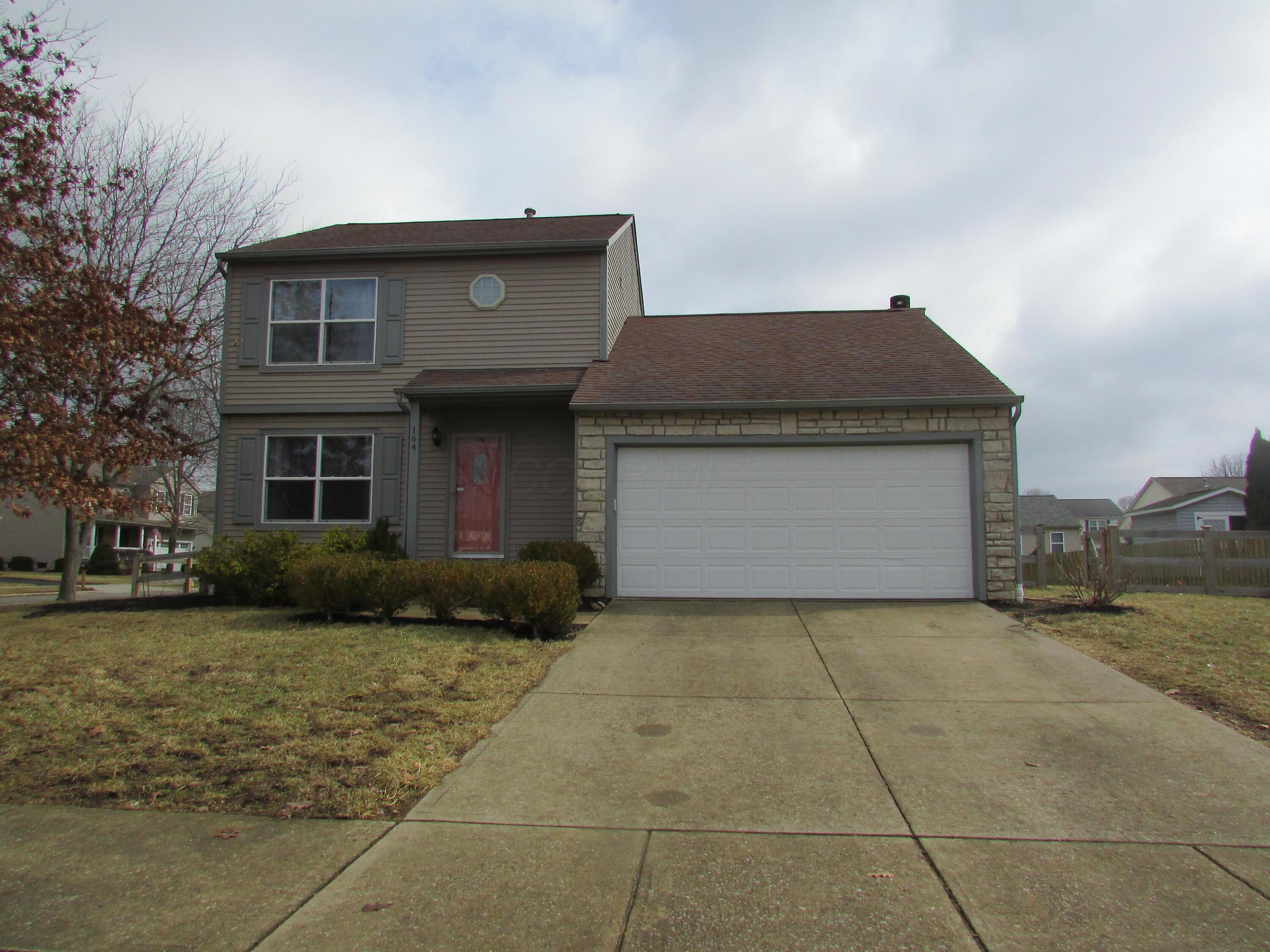 164 Fieldcrest Drive, Delaware, Ohio image 1