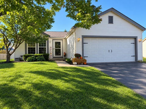 Photo of 2243 Deveron Lane, Grove City, OH 43123 (MLS # 226037793)