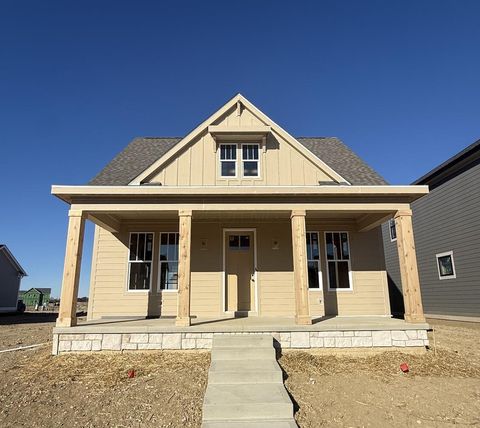 Photo of 5123 W Maple Drive, Lewis Center, OH 43035 (MLS # 225041144)