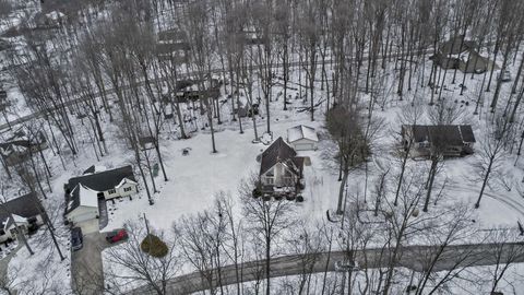 Tiny photo for 419 Highland Hills Circle, Howard, OH 43028 (MLS # 226002394)