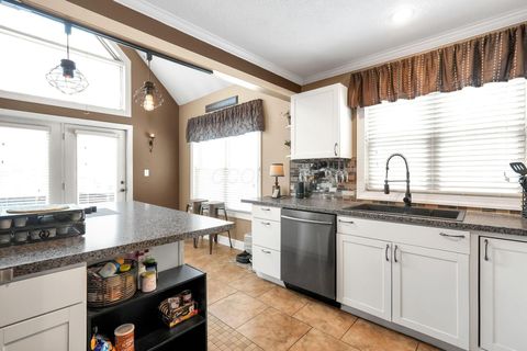 Tiny photo for 419 Highland Hills Circle, Howard, OH 43028 (MLS # 226002394)