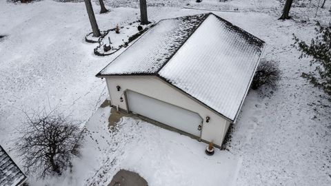 Tiny photo for 419 Highland Hills Circle, Howard, OH 43028 (MLS # 226002394)