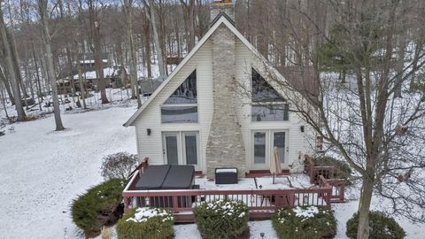 Tiny photo for 419 Highland Hills Circle, Howard, OH 43028 (MLS # 226002394)