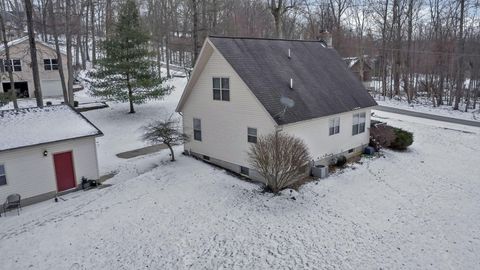 Tiny photo for 419 Highland Hills Circle, Howard, OH 43028 (MLS # 226002394)