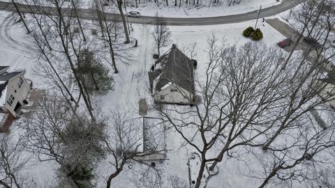 Tiny photo for 419 Highland Hills Circle, Howard, OH 43028 (MLS # 226002394)