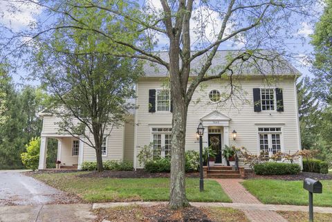 Photo of 7445 Farmington Close, New Albany, OH 43054 (MLS # 225036592)