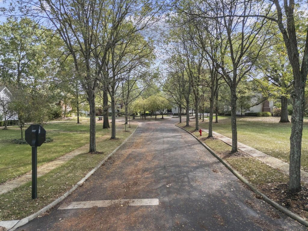 Photo of 7445 Farmington Close, New Albany, OH 43054 (MLS # 225036592)