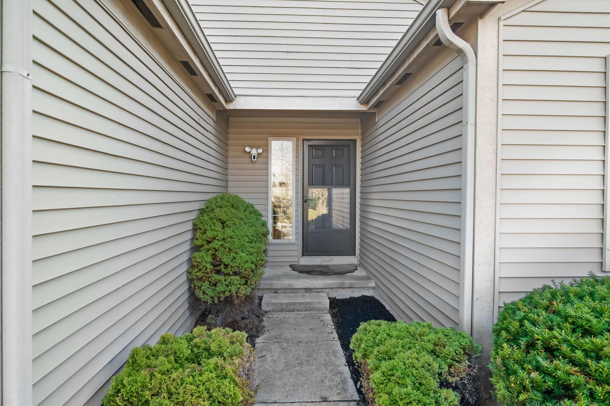 9198 Cambrian Commons Drive, Columbus, Ohio image 11