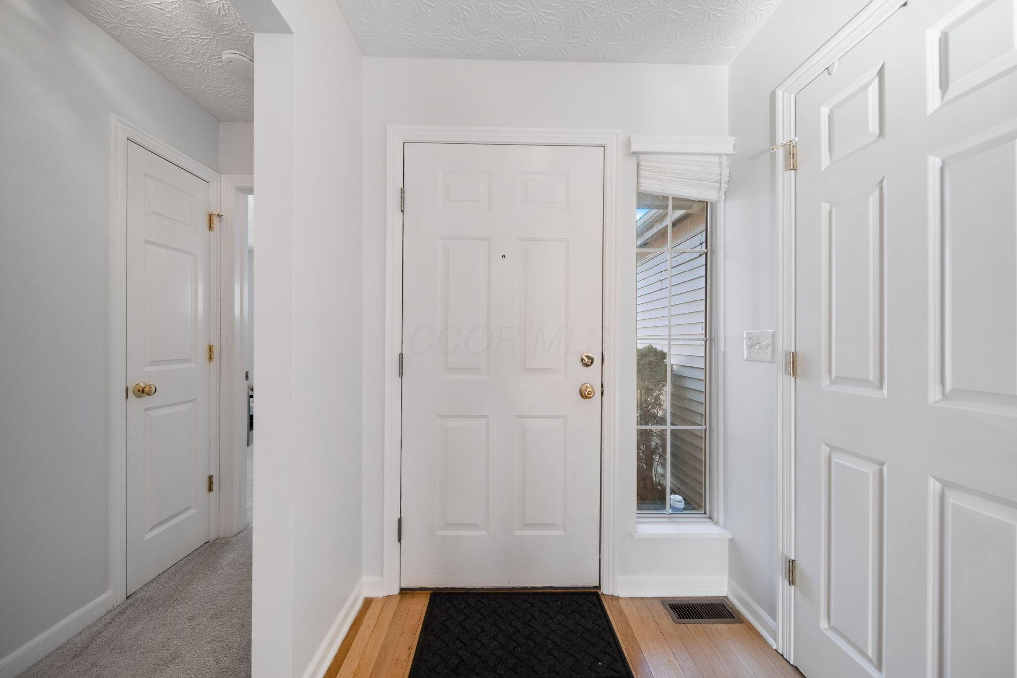 9198 Cambrian Commons Drive, Columbus, Ohio image 12