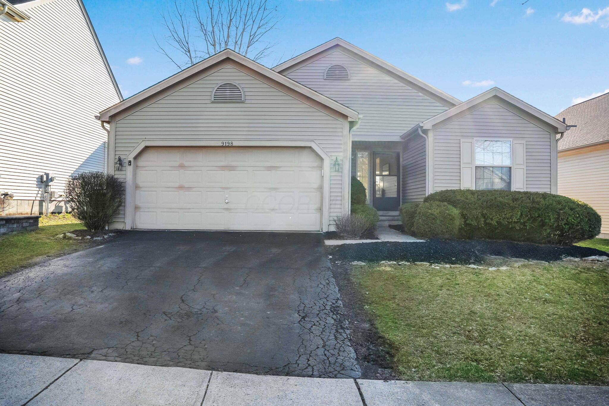 9198 Cambrian Commons Drive, Columbus, Ohio image 2
