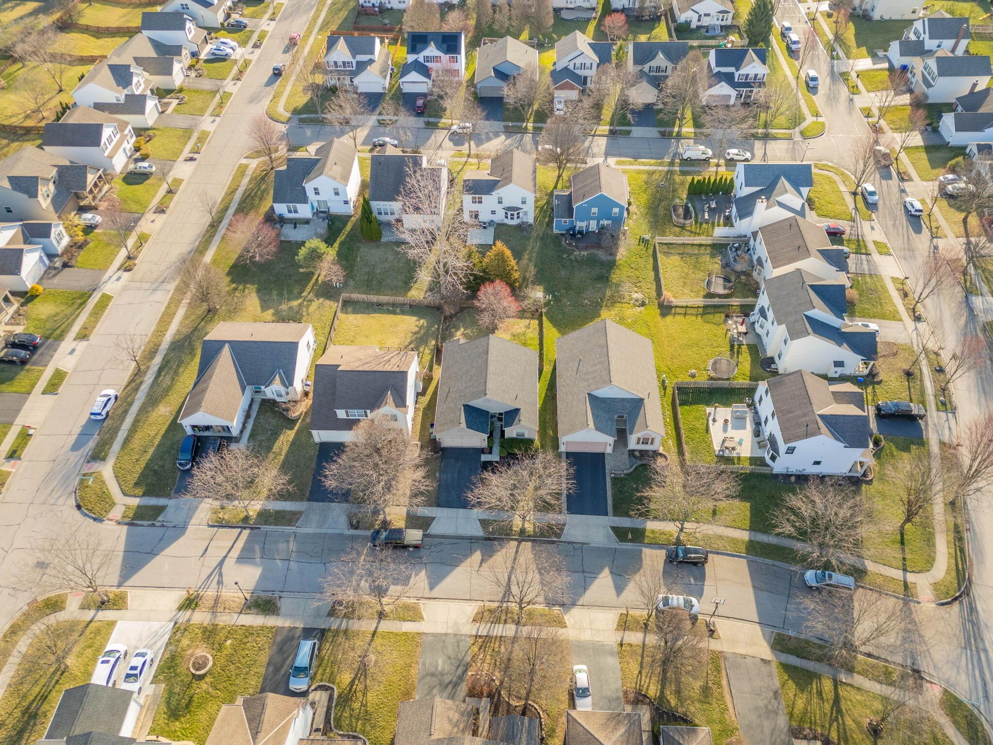 9198 Cambrian Commons Drive, Columbus, Ohio image 10