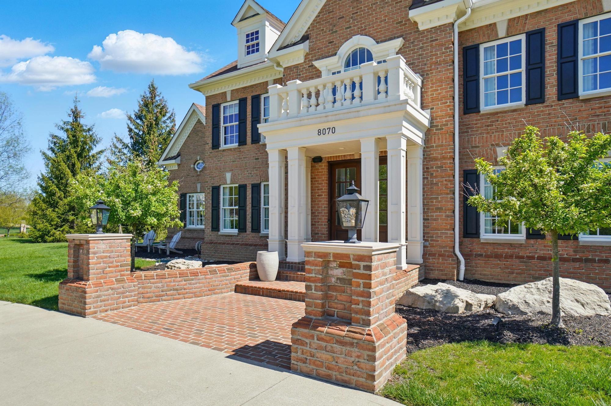 8070 Harriott Road, Dublin, Ohio image 3