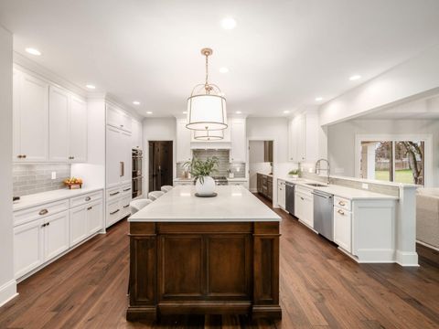 Tiny photo for 2729 Eastcleft Drive, Upper Arlington, OH 43221 (MLS # 225045352)