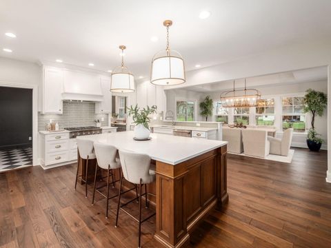 Tiny photo for 2729 Eastcleft Drive, Upper Arlington, OH 43221 (MLS # 225045352)