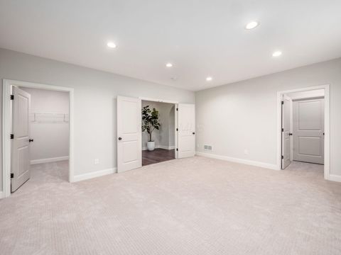 Tiny photo for 2729 Eastcleft Drive, Upper Arlington, OH 43221 (MLS # 225045352)