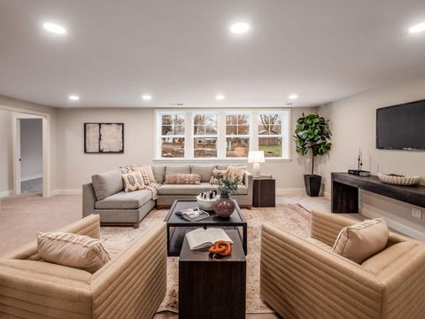 Tiny photo for 2729 Eastcleft Drive, Upper Arlington, OH 43221 (MLS # 225045352)