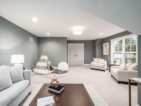 Tiny photo for 2729 Eastcleft Drive, Upper Arlington, OH 43221 (MLS # 225045352)