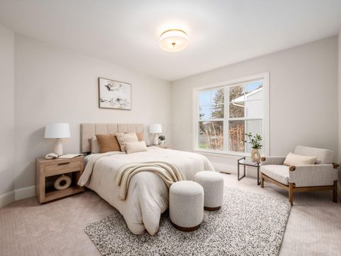 Tiny photo for 2729 Eastcleft Drive, Upper Arlington, OH 43221 (MLS # 225045352)