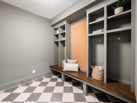 Tiny photo for 2729 Eastcleft Drive, Upper Arlington, OH 43221 (MLS # 225045352)