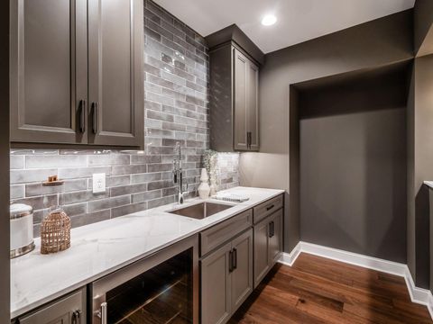 Tiny photo for 2729 Eastcleft Drive, Upper Arlington, OH 43221 (MLS # 225045352)