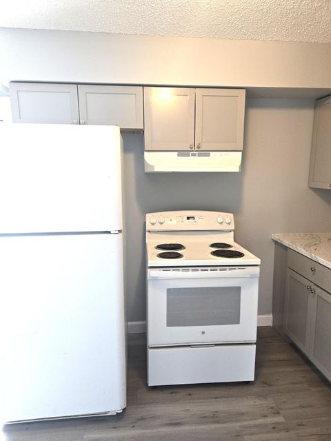 Tiny photo for 2927 Poolside Drive 10 #10, Columbus, OH 43224 (MLS # 225044715)