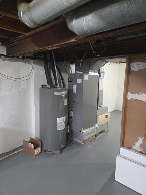 Tiny photo for 2927 Poolside Drive 10 #10, Columbus, OH 43224 (MLS # 225044715)