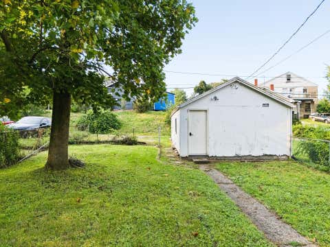 Tiny photo for 442 Clarendon Street, Newark, OH 43055 (MLS # 226031149)