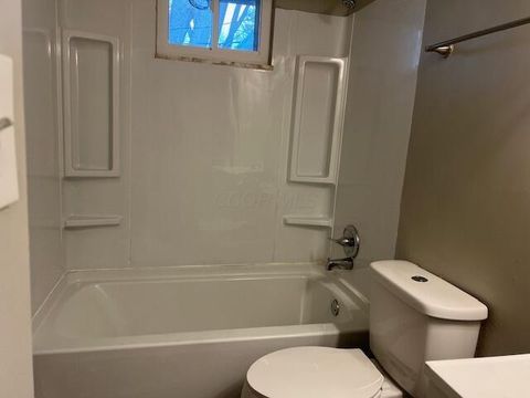 Tiny photo for 1559 Vilardo Lane, Columbus, OH 43227 (MLS # 225045878)